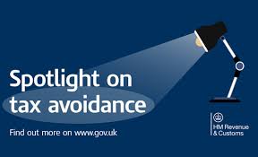 Read more about the article Contractor tax: loan schemes can cost you more!